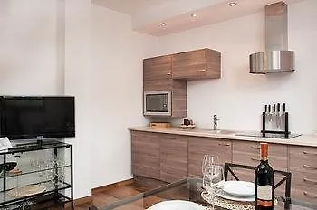Apartinfo Waterlane * غدانسك